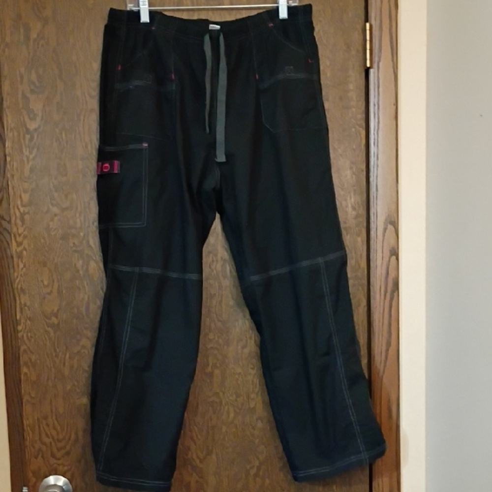 WonderWink Men's Black Cargo Pants